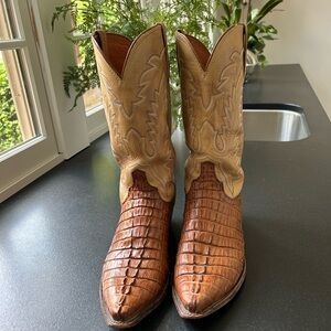 Lucchese Caiman boots pre loved size 10 men’s